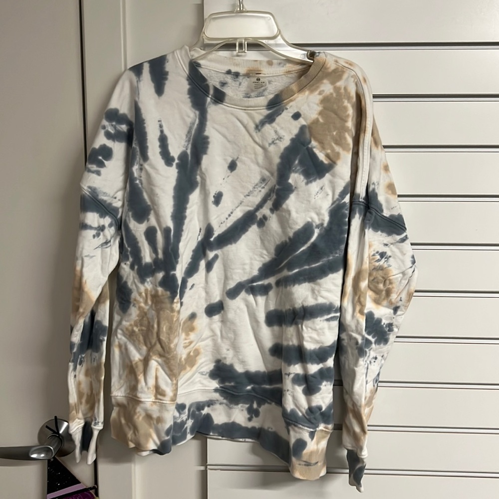 Tie dye crew neck